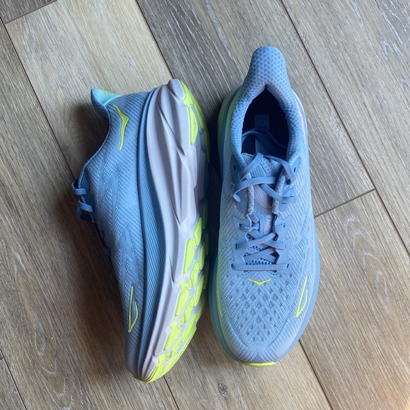 Hoka Clifton 9 - Picture 2 of 5